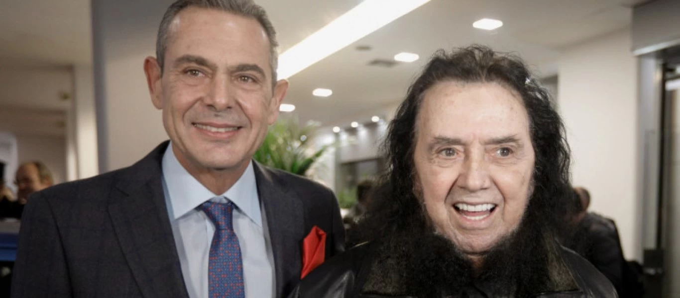 Πιο αδύνατος από ποτέ ο Πάνος Καμμένος στα εγκαίνια του νέου του επαγγελματικού βήματος (φώτο)